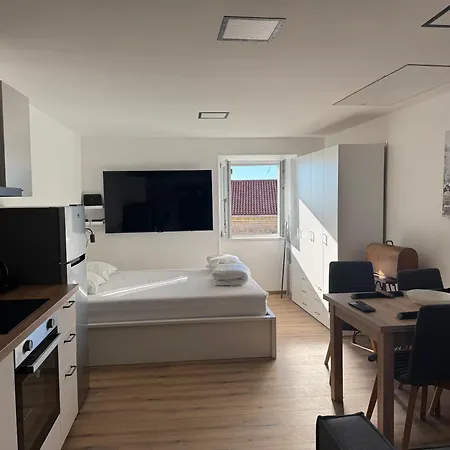 公寓 Seaview For 2 *